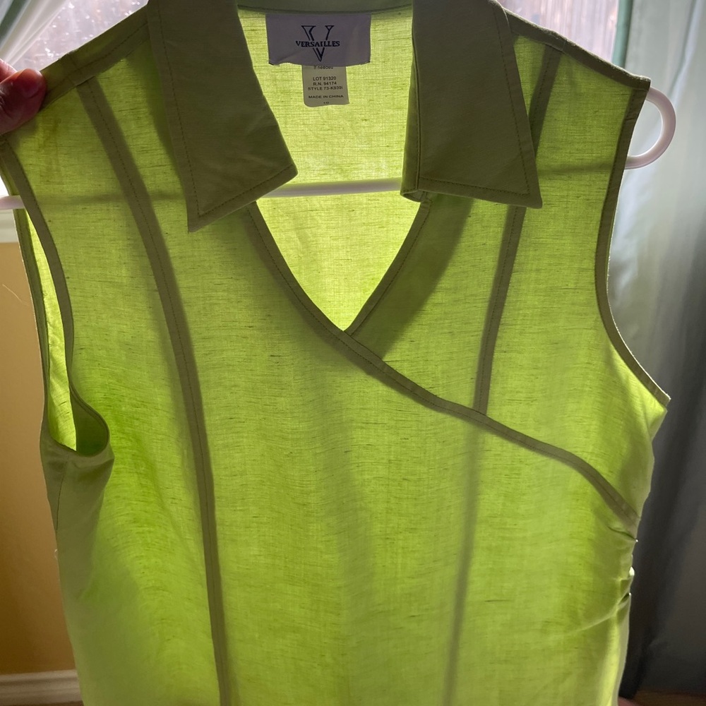 Lime Green Sleeveless Blouse linen and rayon. Zip on side
